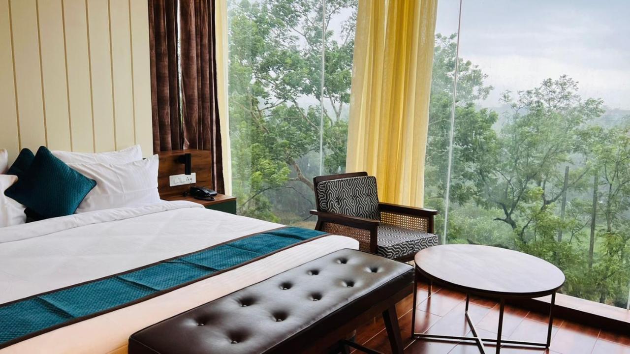 The Convoy Hotel Dibrugarh Kültér fotó