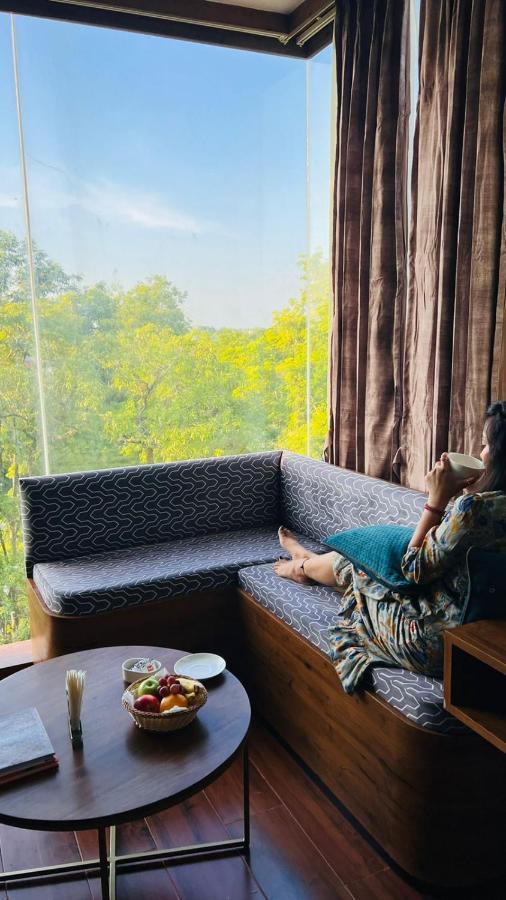 The Convoy Hotel Dibrugarh Kültér fotó