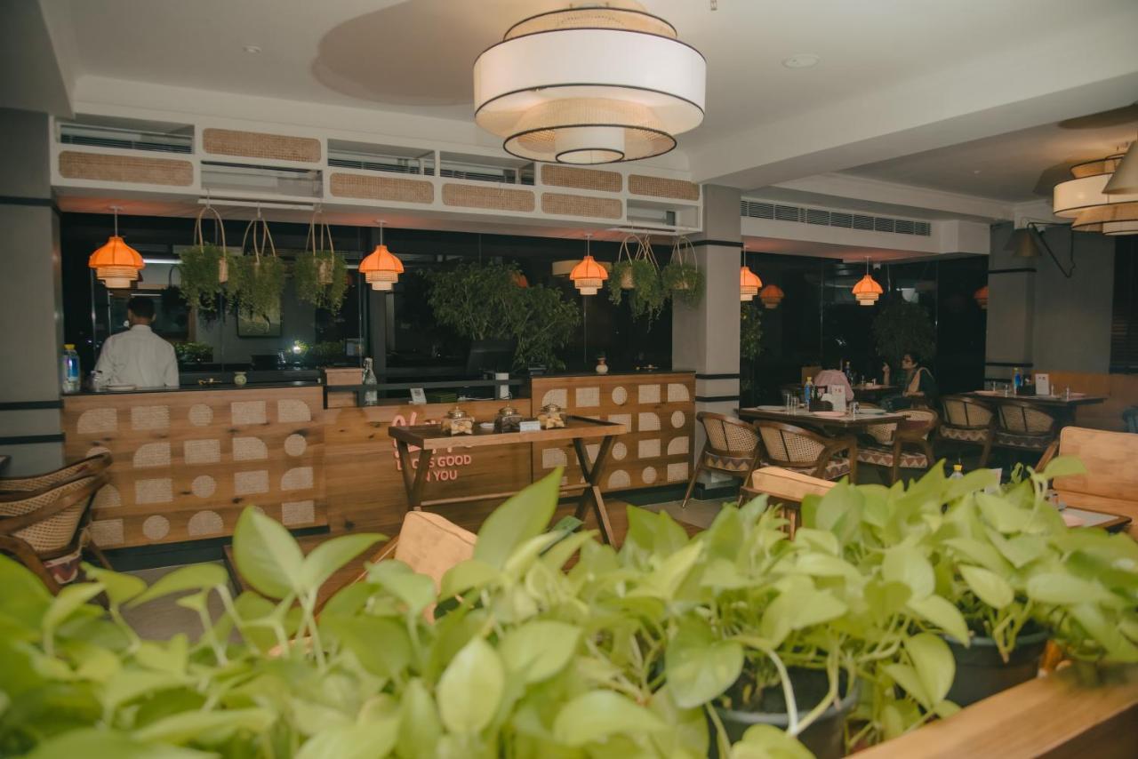 The Convoy Hotel Dibrugarh Kültér fotó