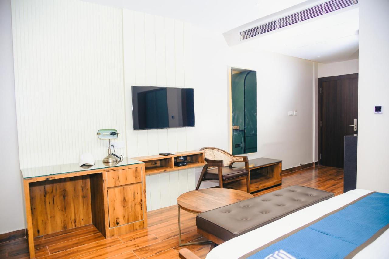 The Convoy Hotel Dibrugarh Kültér fotó