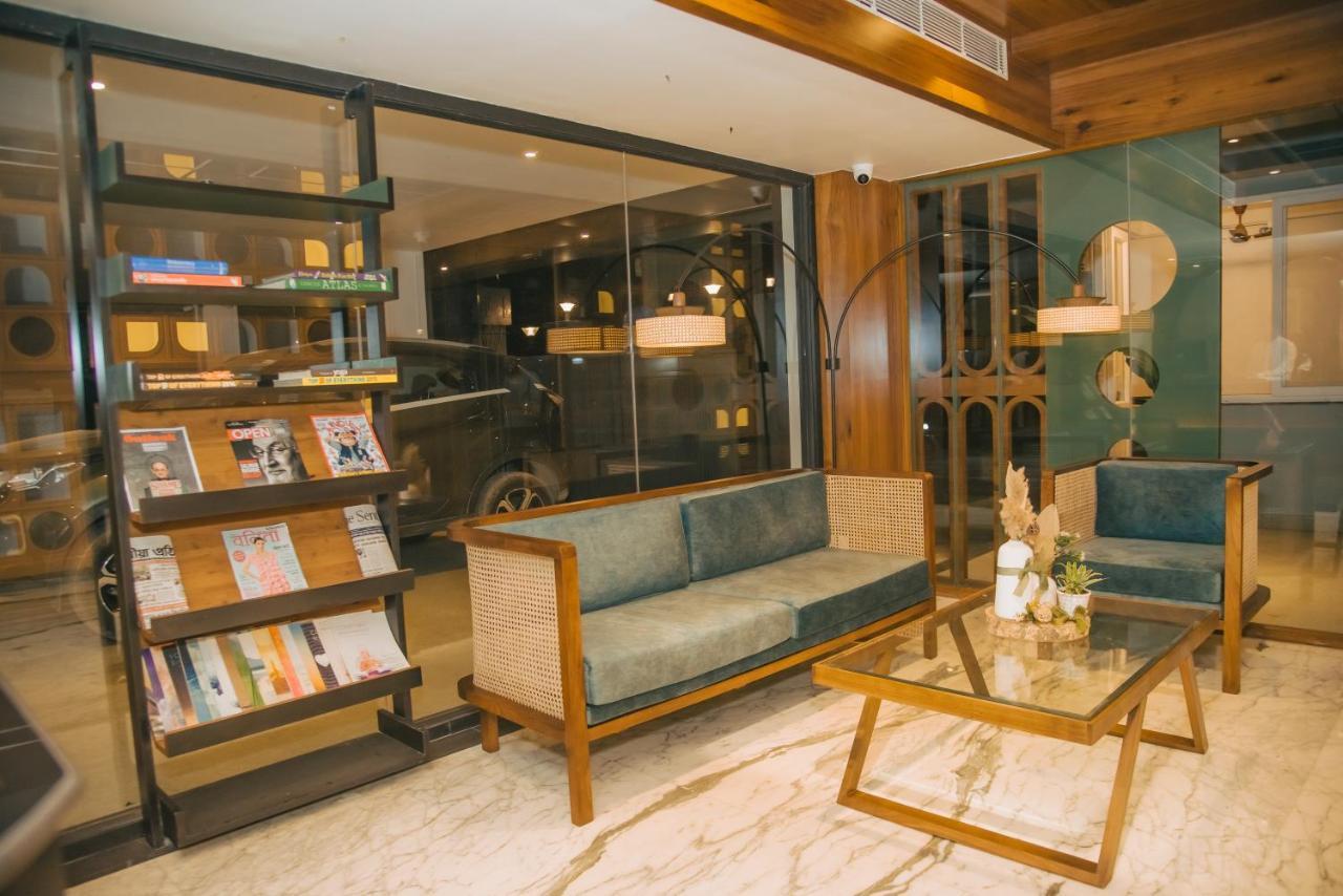 The Convoy Hotel Dibrugarh Kültér fotó