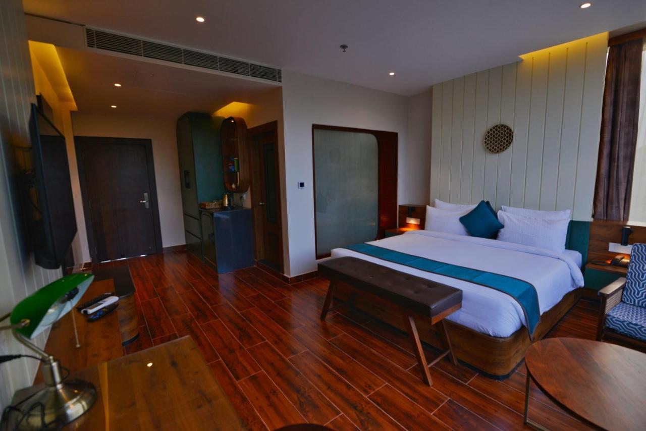 The Convoy Hotel Dibrugarh Kültér fotó